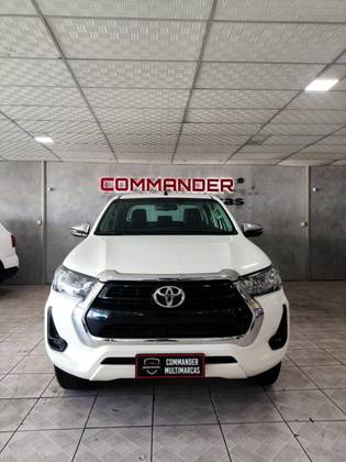 TOYOTA HILUX 2.8 D-4D TURBO DIESEL CD SRV 4X4 AUTOMÁTICO